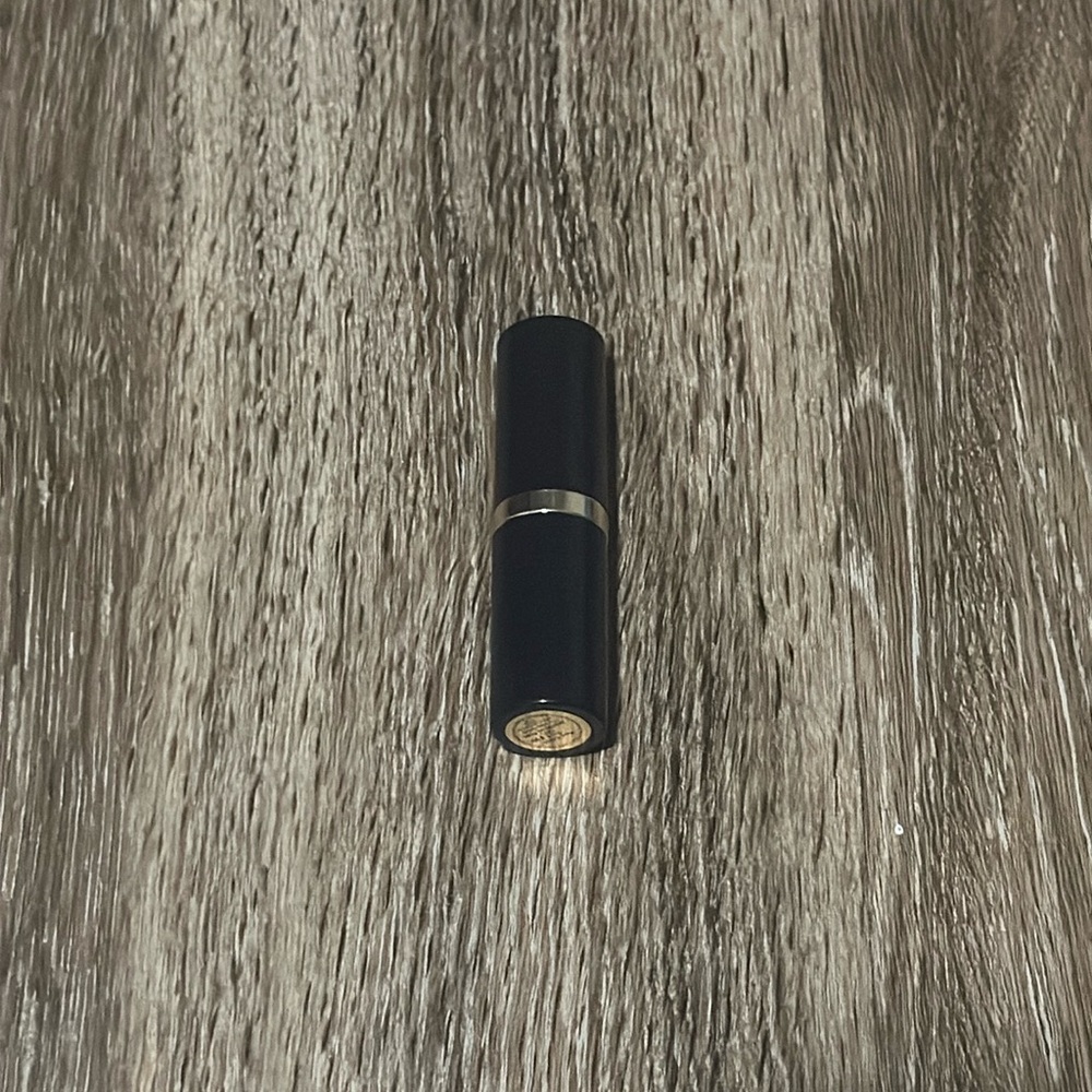 Estee Lauder lipstick